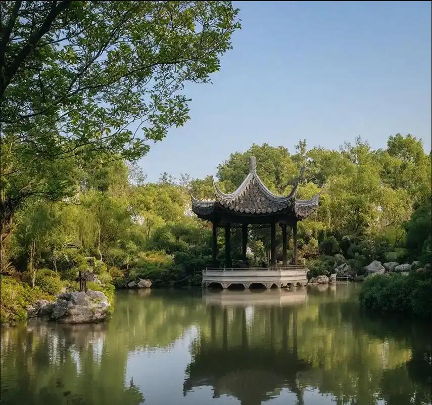 楚雄夏彤餐饮有限公司