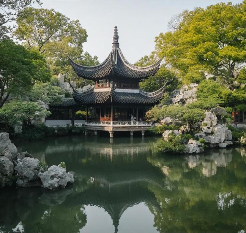 楚雄夏彤餐饮有限公司